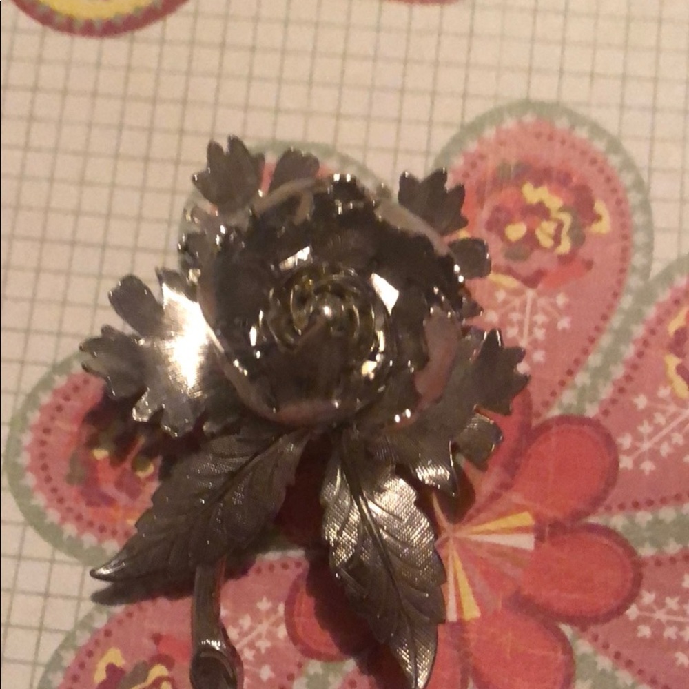 Brooch